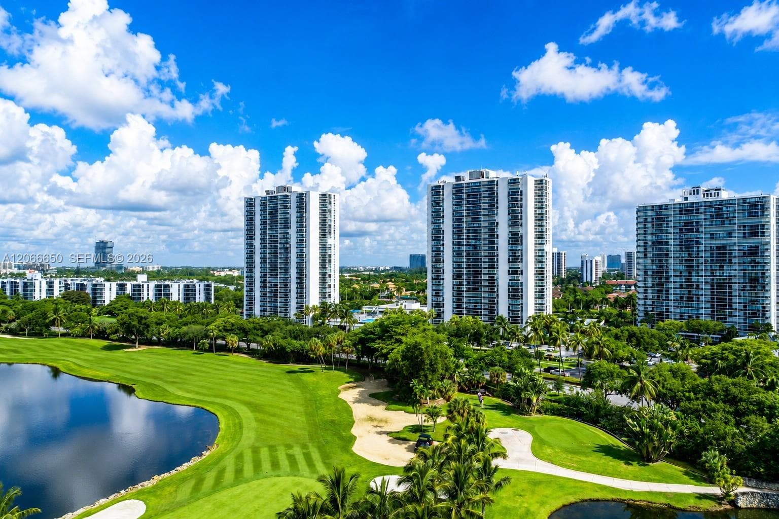 3675 N Country Club Dr # 401, Aventura, FL 33180 photo 4