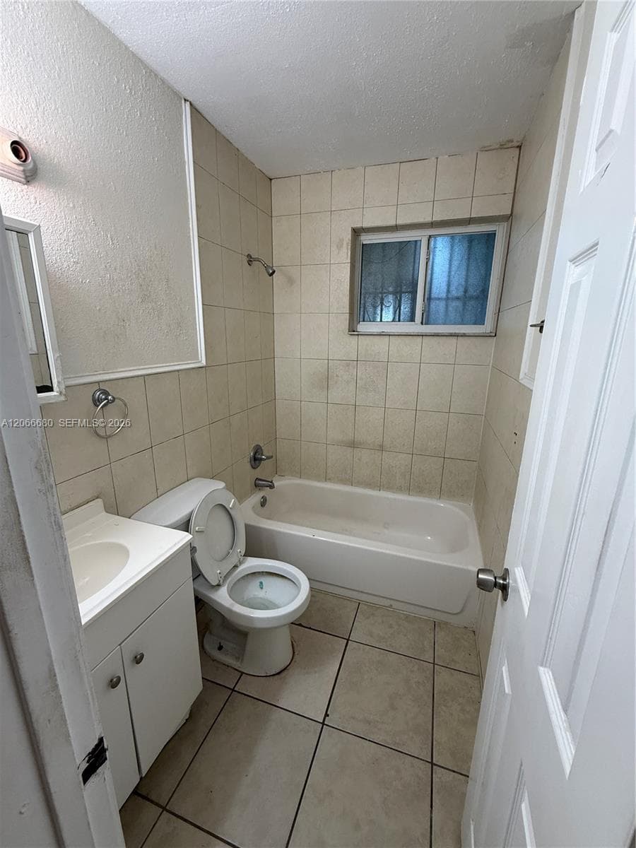 4520 NW 13th Ave # 4520, Miami, FL 33142 photo 5