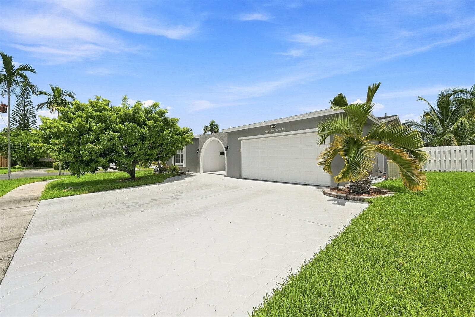 8481 NW 24TH Street, Sunrise, FL 33322 photo 3
