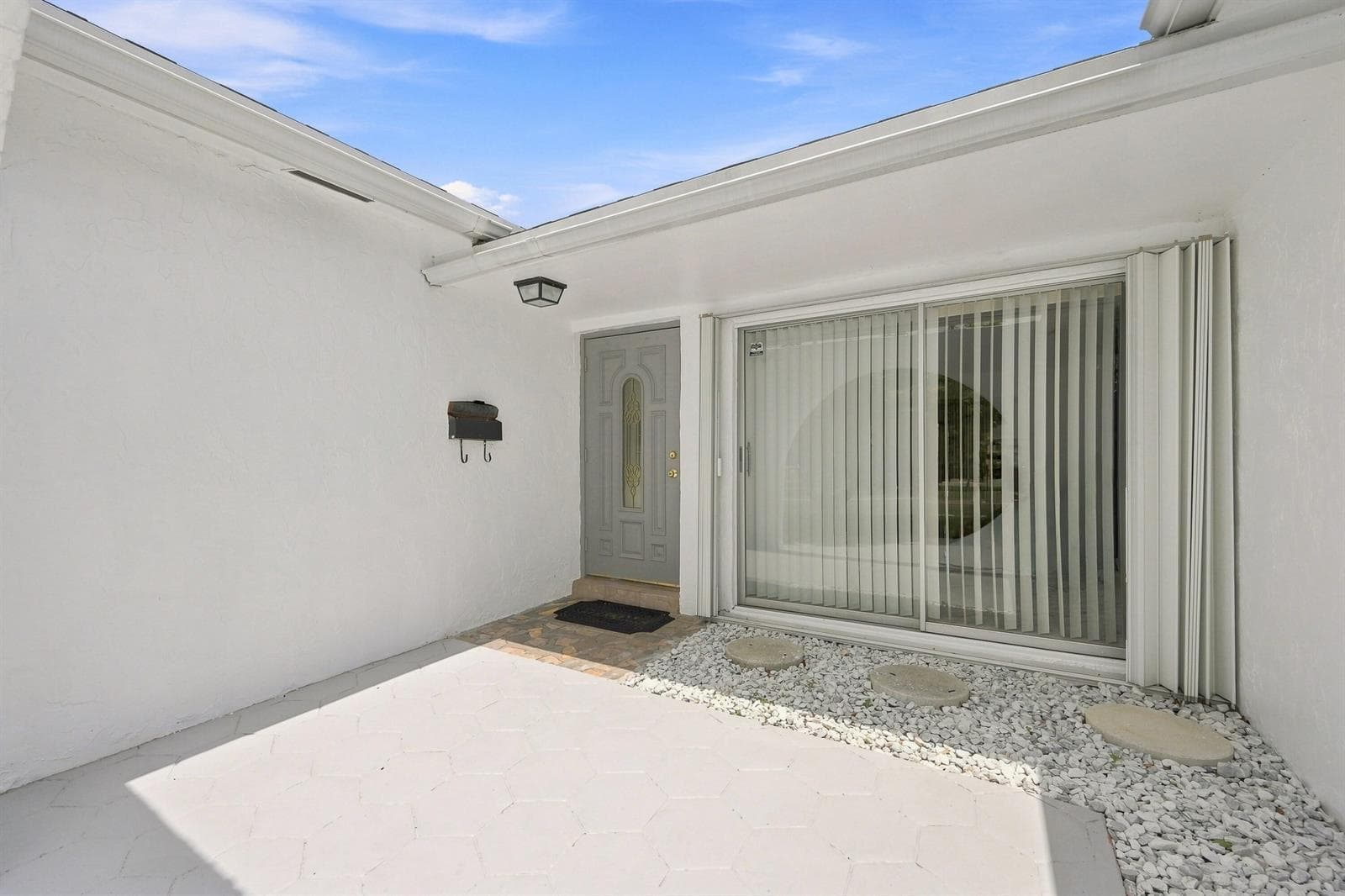 8481 NW 24TH Street, Sunrise, FL 33322 photo 5