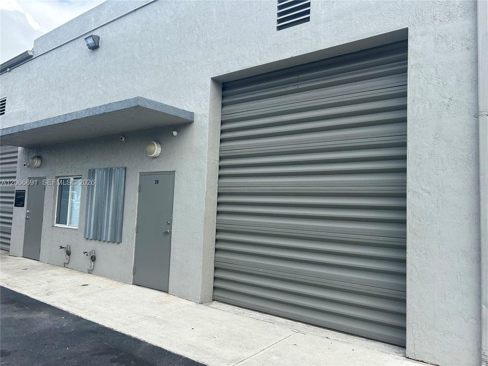 16205 SW 117th Ave # 24, Miami, FL 33177 photo 2