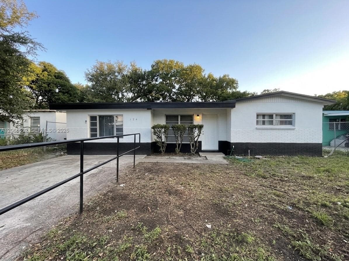 14241 NW 23rd Pl, Opa-Locka, FL 33054