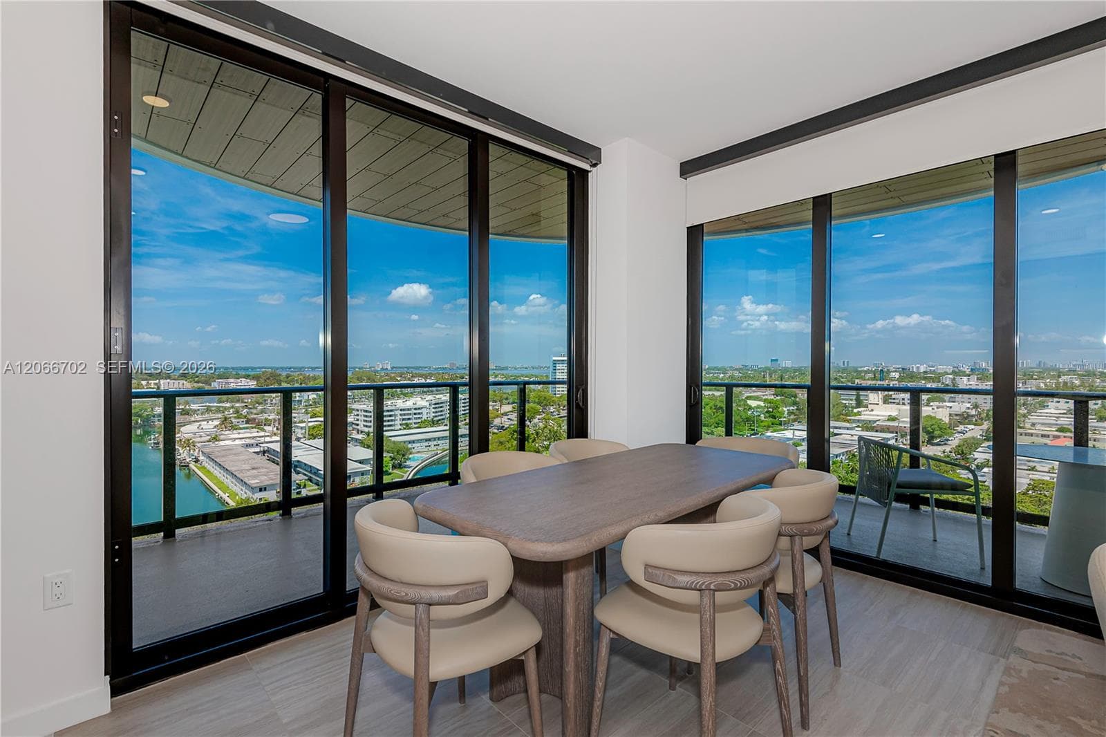 580 72nd St # 1112, Miami Beach, FL 33141 photo 4