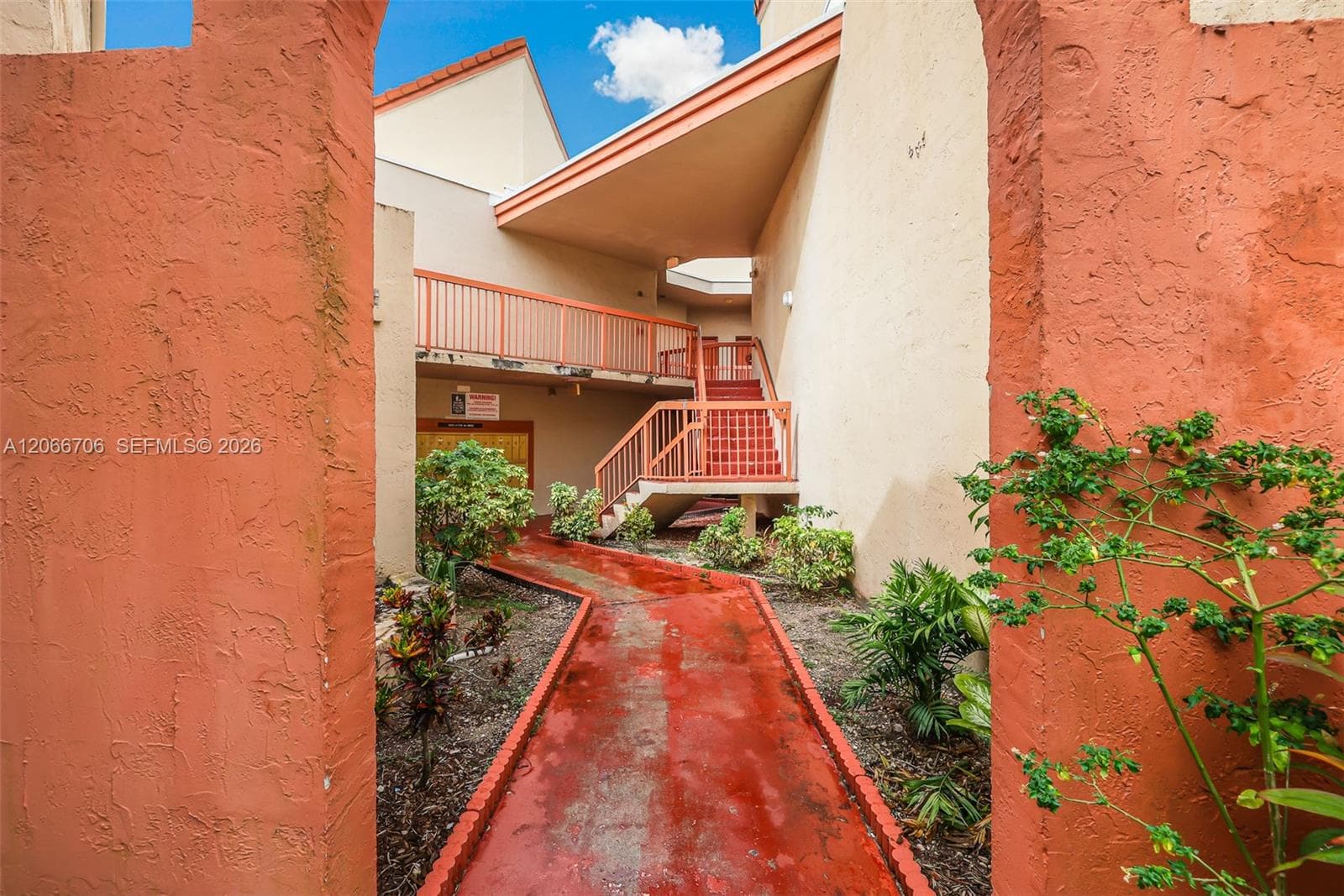 10245 NW 9th St Cir # 102-9, Miami, FL 33172 photo 4