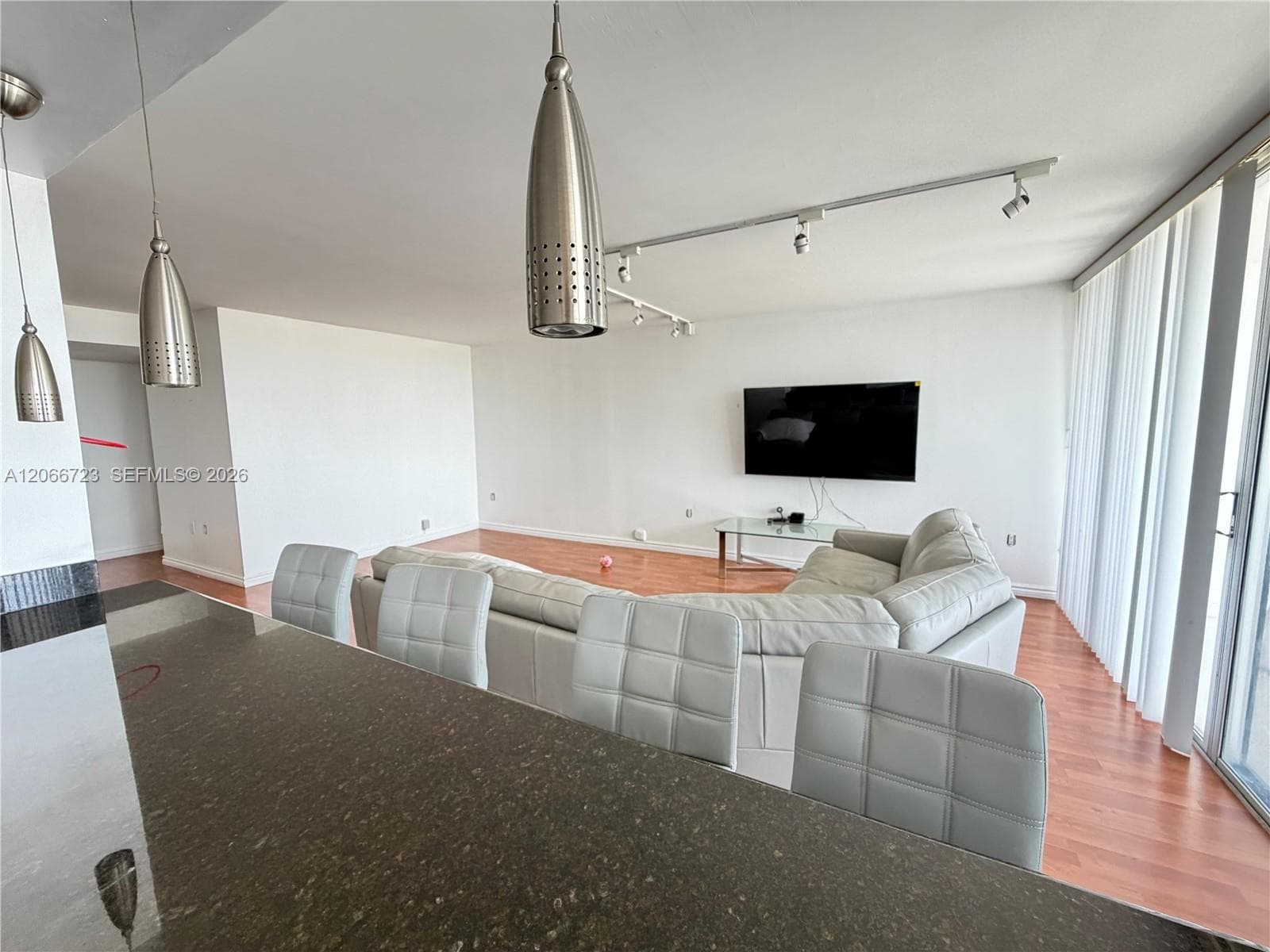 18031 Biscayne Blvd # 601, Aventura, FL 33160 photo 4