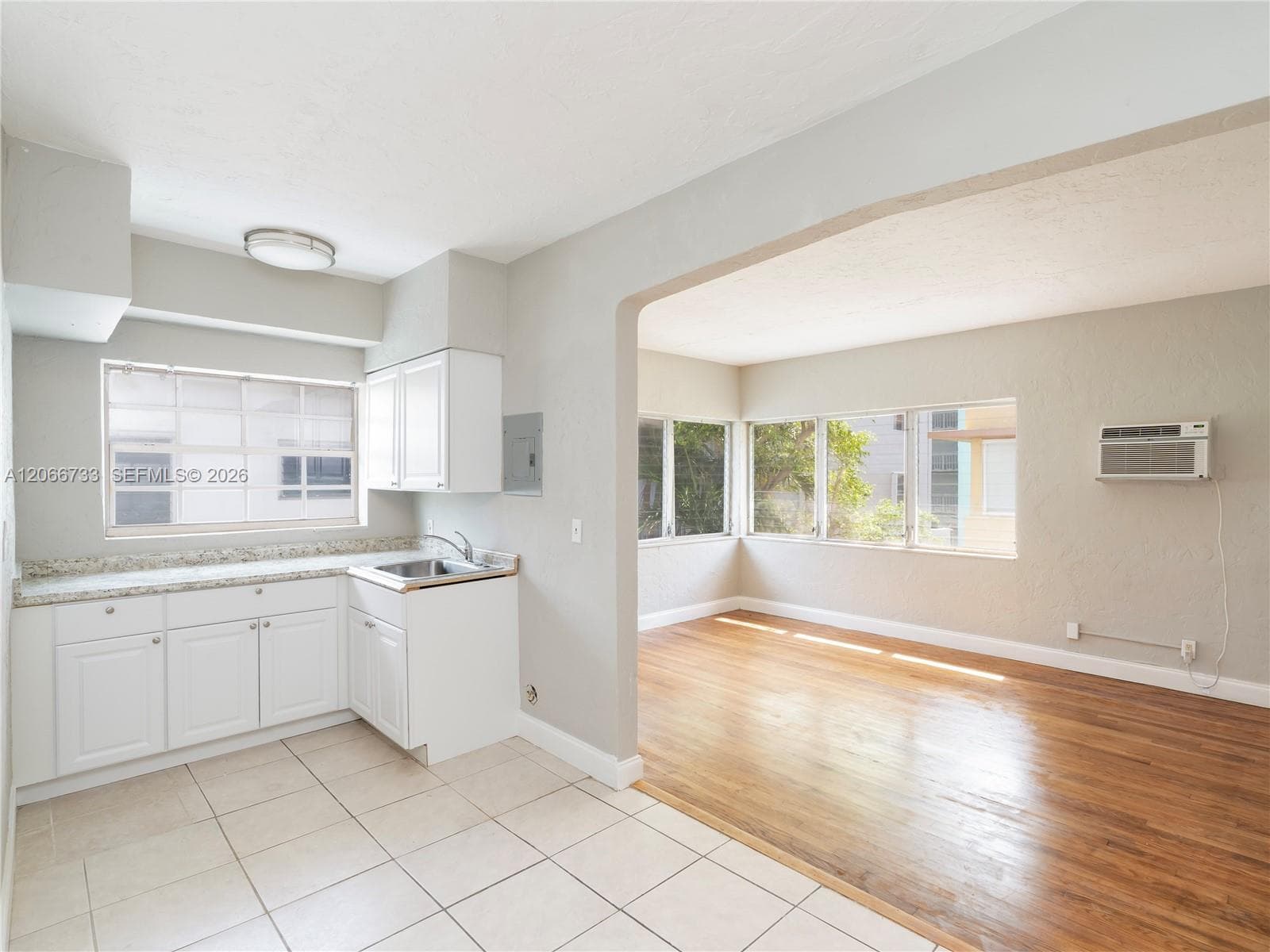 7635 Dickens Ave # 8, Miami Beach, FL 33141