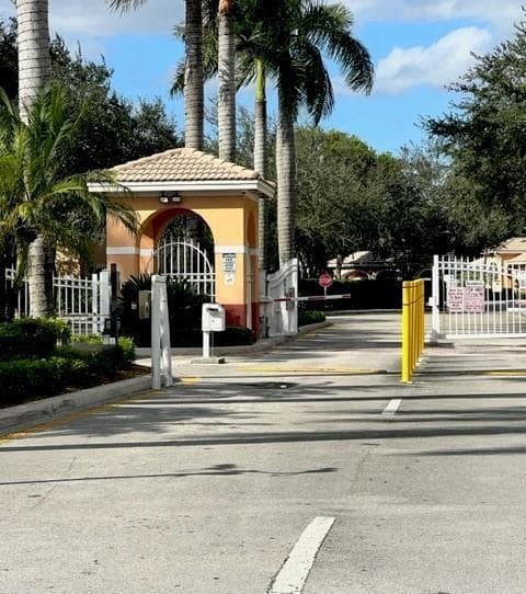 2140 SW 87TH Way, Miramar, FL 33025 photo 3