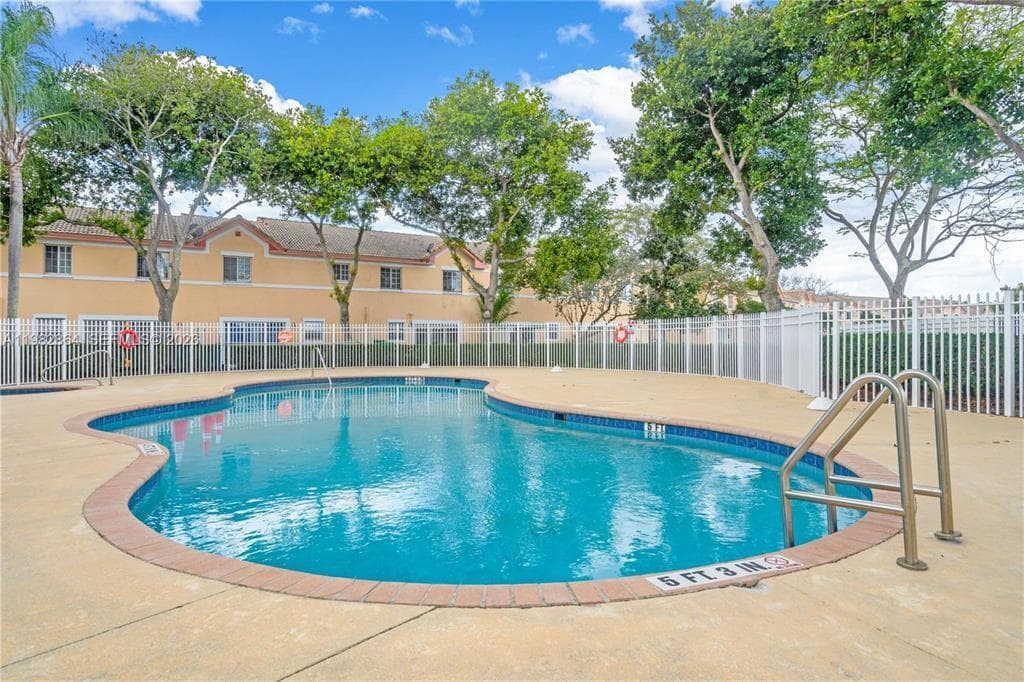 2140 SW 87TH Way, Miramar, FL 33025 photo 4