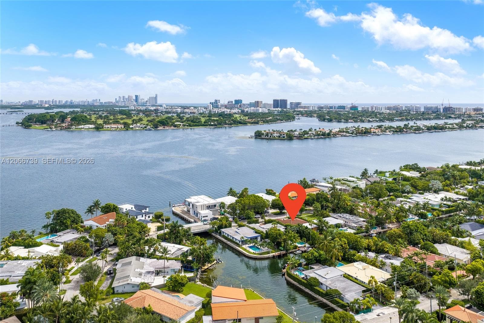 1860 Cleveland Rd, Miami Beach, FL 33141 photo 2