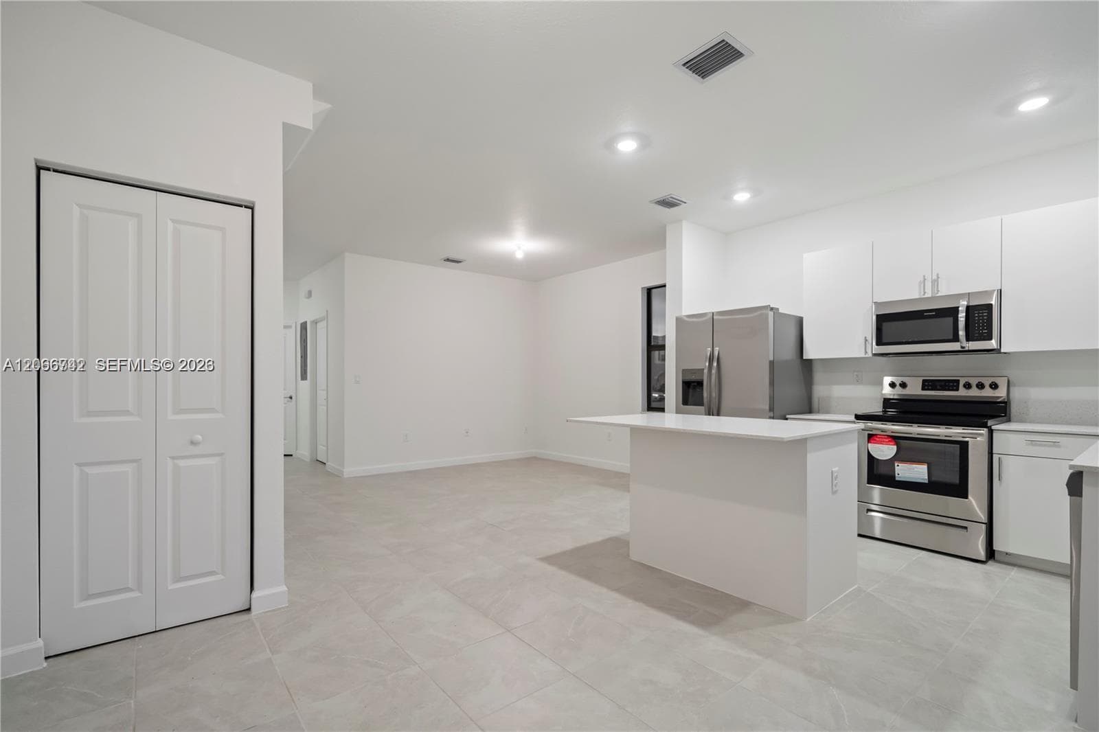 11789 SW 245th Ter, Homestead, FL 33032 photo 2