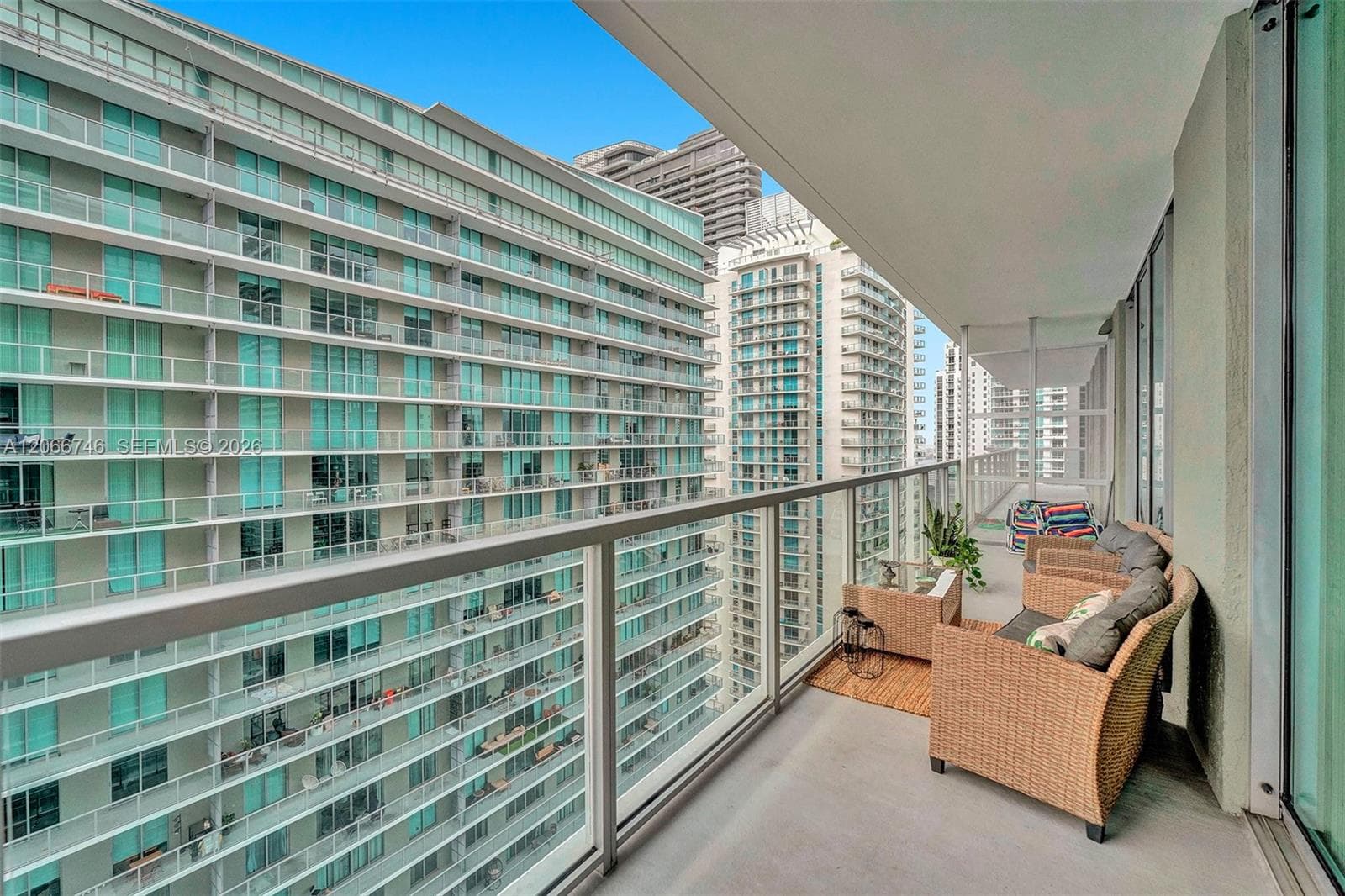 79 SW 12th St # 3608-S, Miami, FL 33130 photo 3