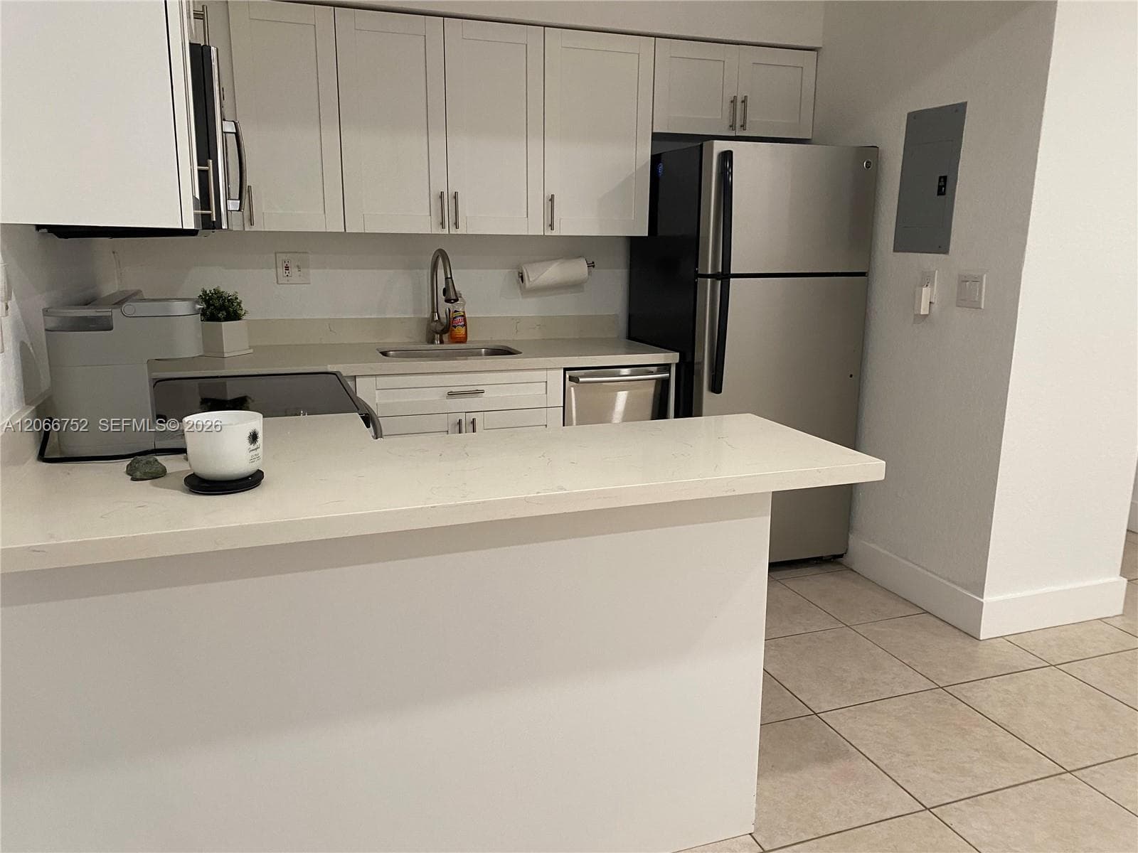 1 Edgewater Dr # 103, Coral Gables, FL 33133 photo 5