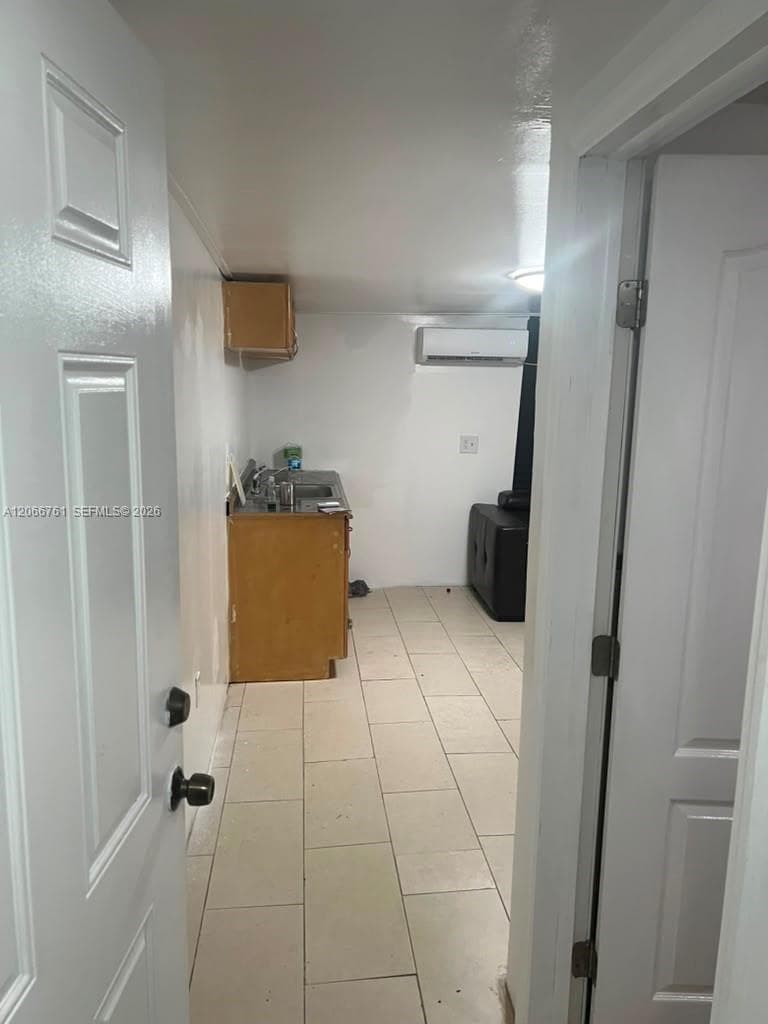 6841 Atlanta St, Hollywood, FL 33024 photo 2