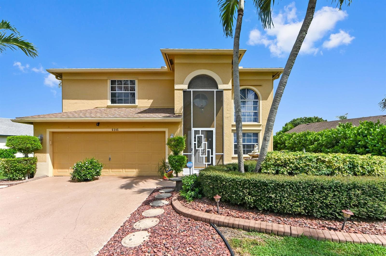 6205 Lansdowne Circle, Boynton Beach, FL 33472 photo 2
