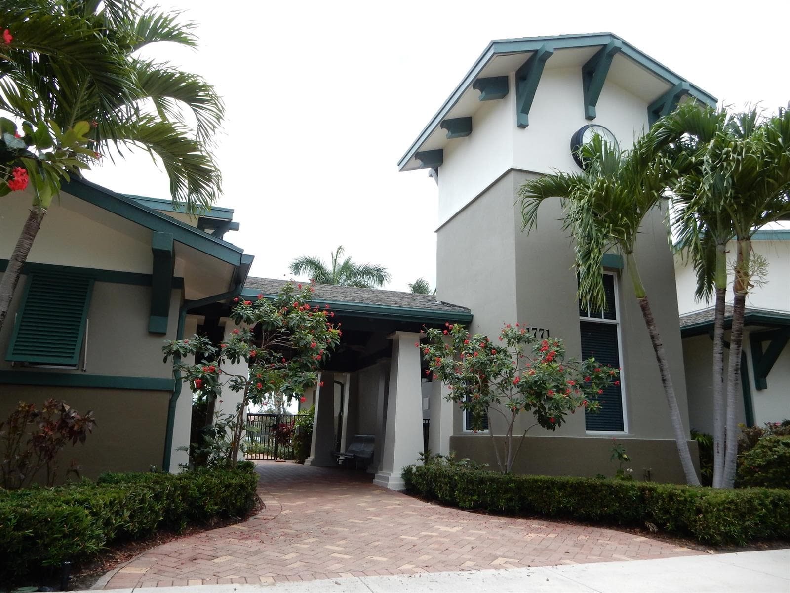 447 Corte Madera Lane # 6, West Palm Beach, FL 33401