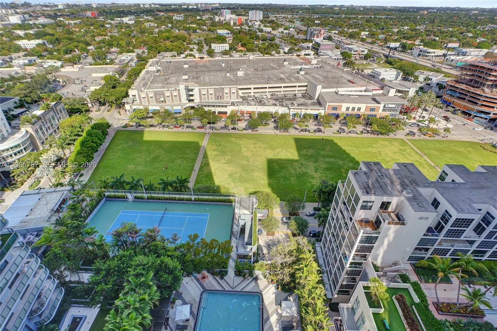 121 NE 34th St # 2310, Miami, FL 33137 photo 5