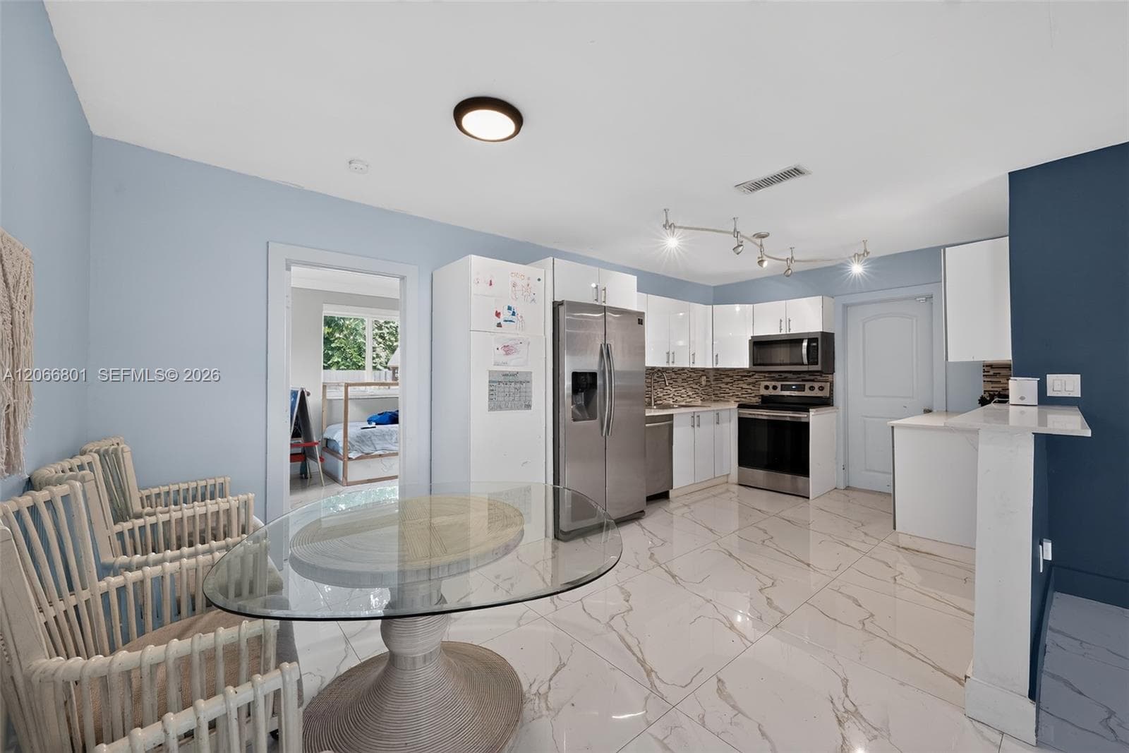7304 Mckinley St, Hollywood, FL 33024 photo 5