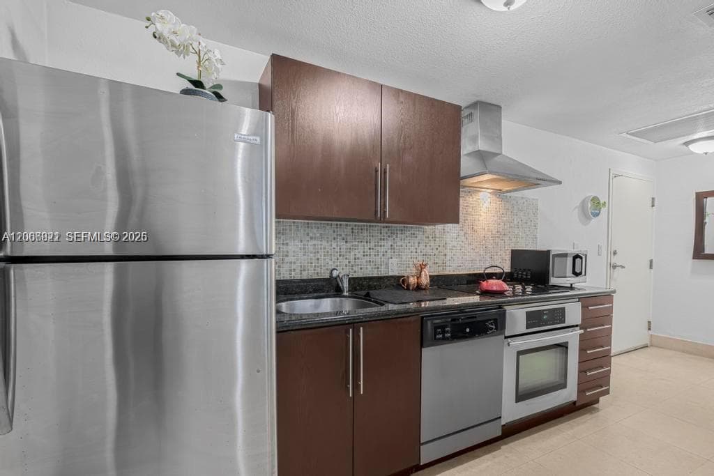 1300 Pennsylvania Ave # 104, Miami Beach, FL 33139 photo 5