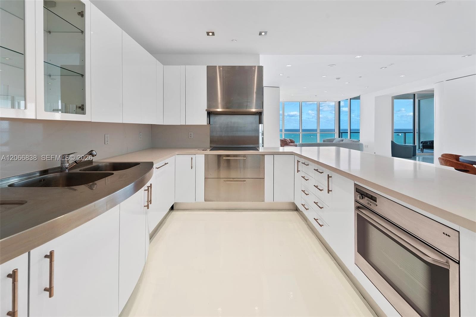 100 S Pointe Dr # 2306, Miami Beach, FL 33139 photo 5