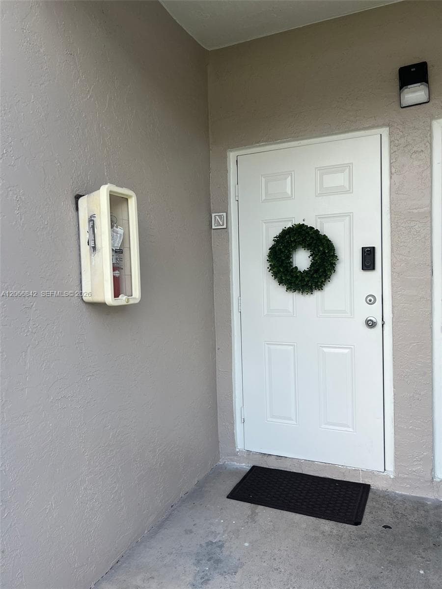 17515 NW 67th Ct # N-22, Hialeah, FL 33015 photo 4