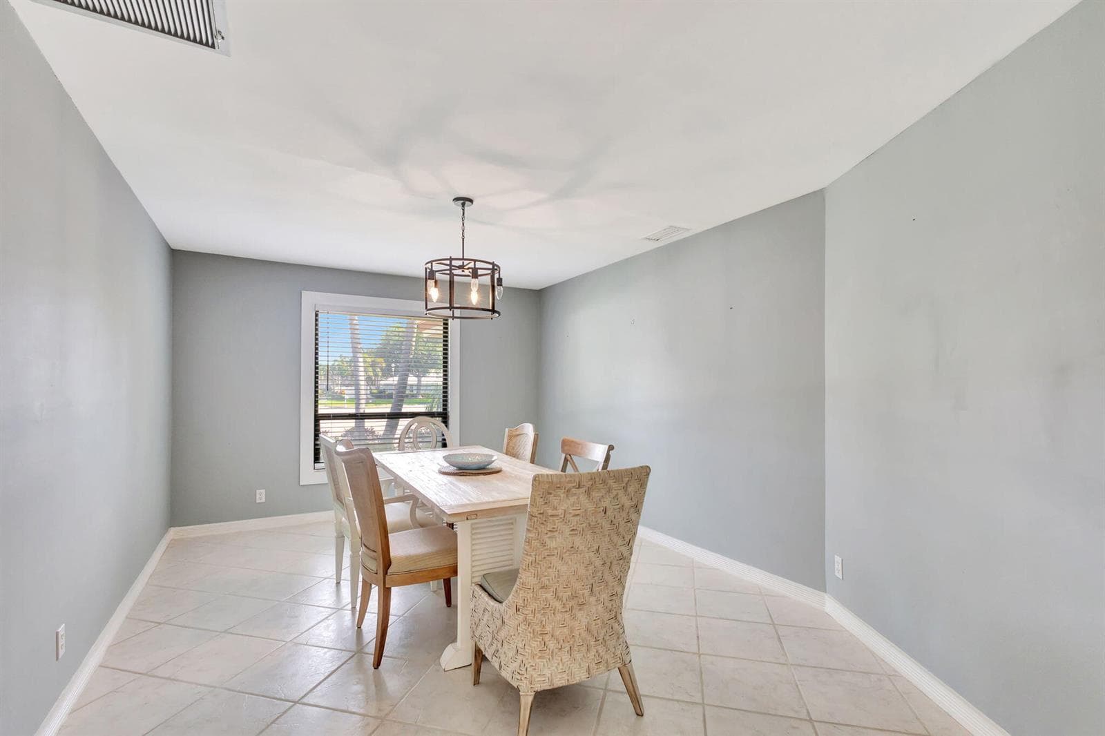 88 Pinehill Trail E, Tequesta, FL 33469 photo 5