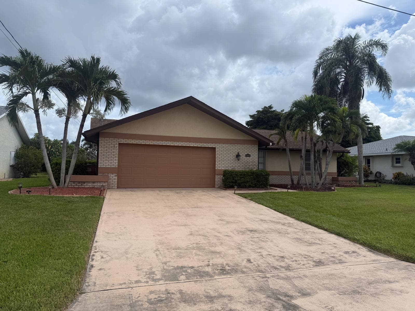 1824 SE 1st Terrace, Cape Coral, FL 33990 photo 2