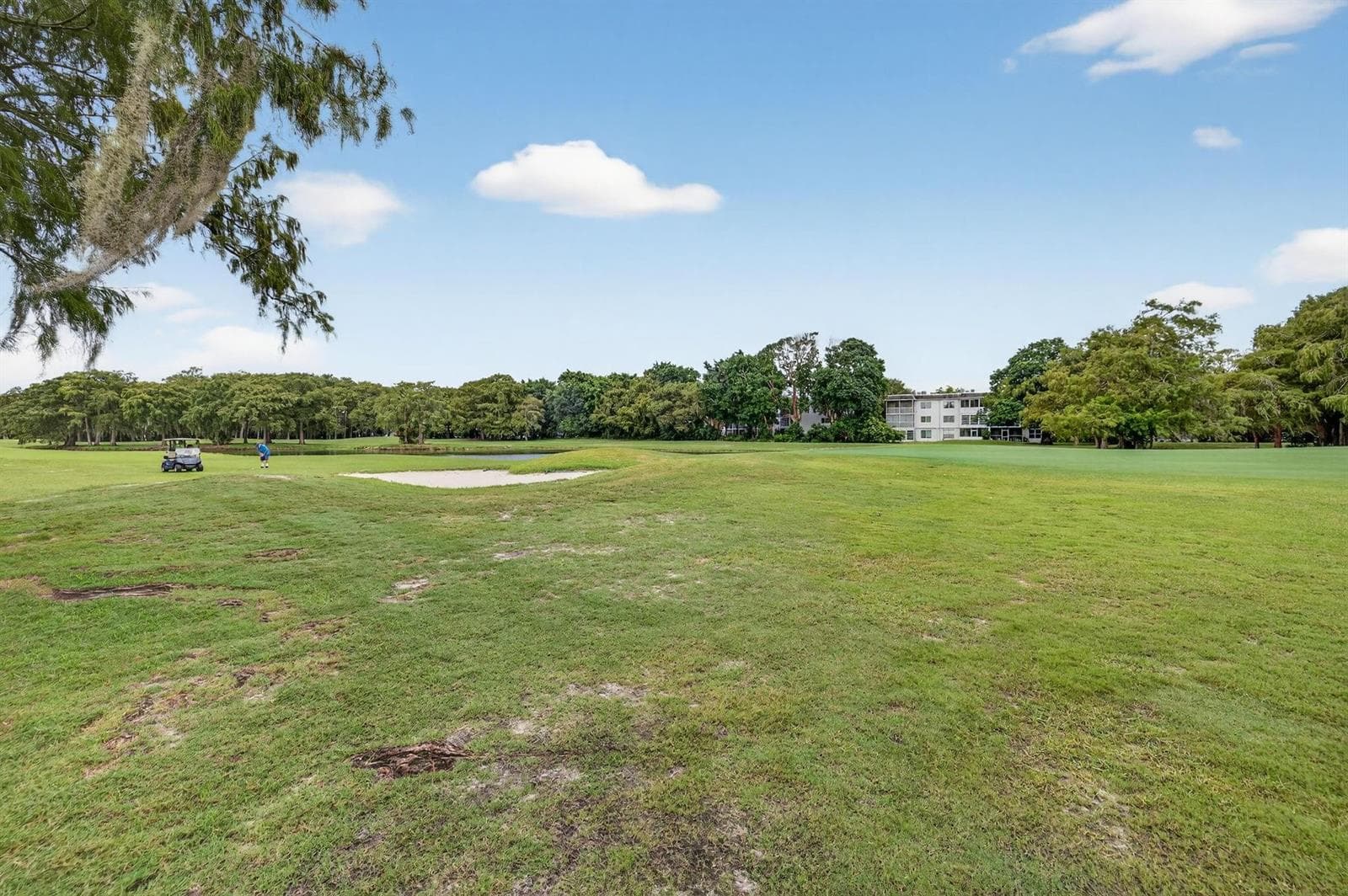 8400 LAGOS DE CAMPO Boulevard # 303, Tamarac, FL 33321 photo 3
