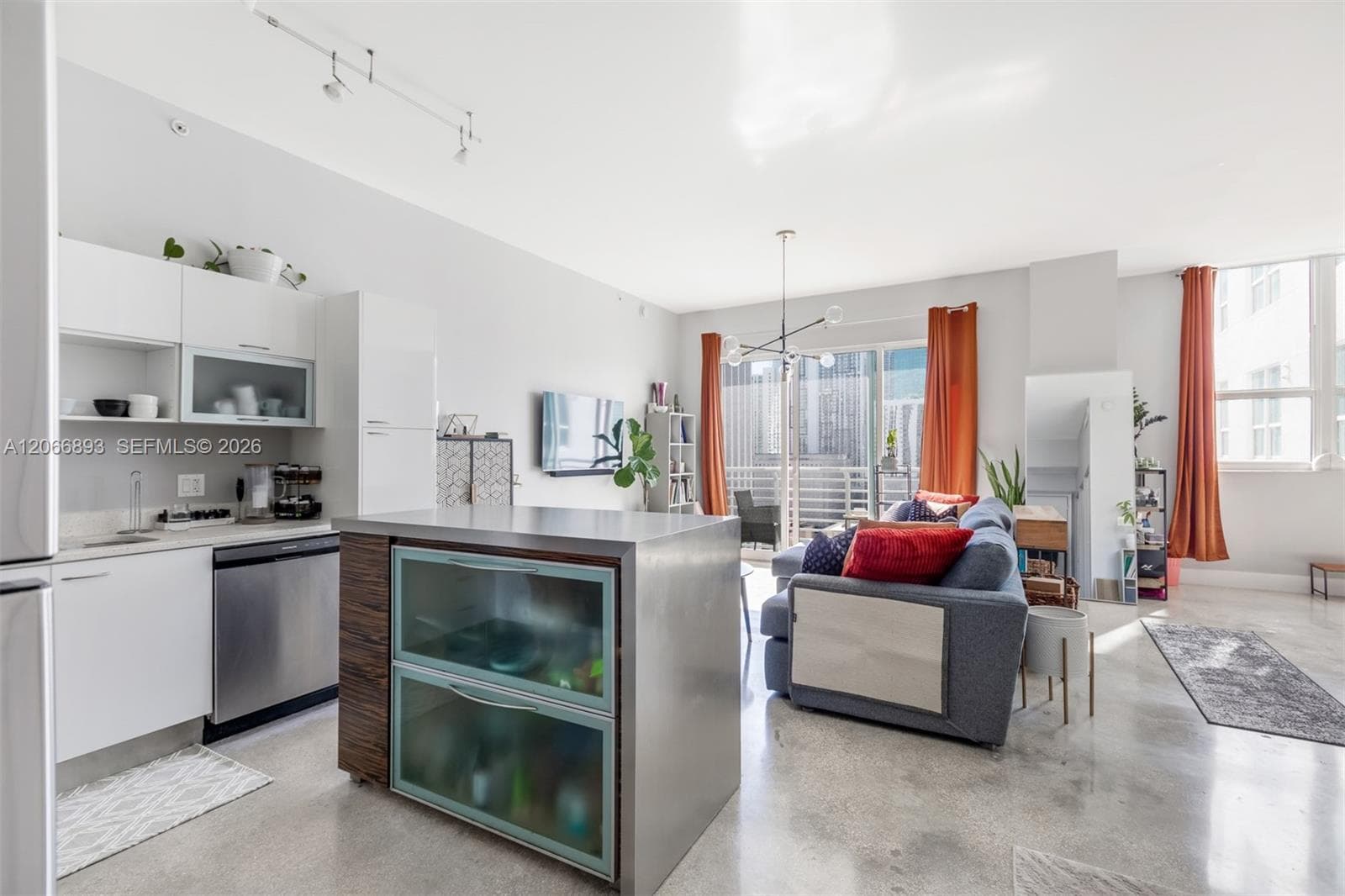 133 NE 2nd Ave # 1908, Miami, FL 33132 photo 2