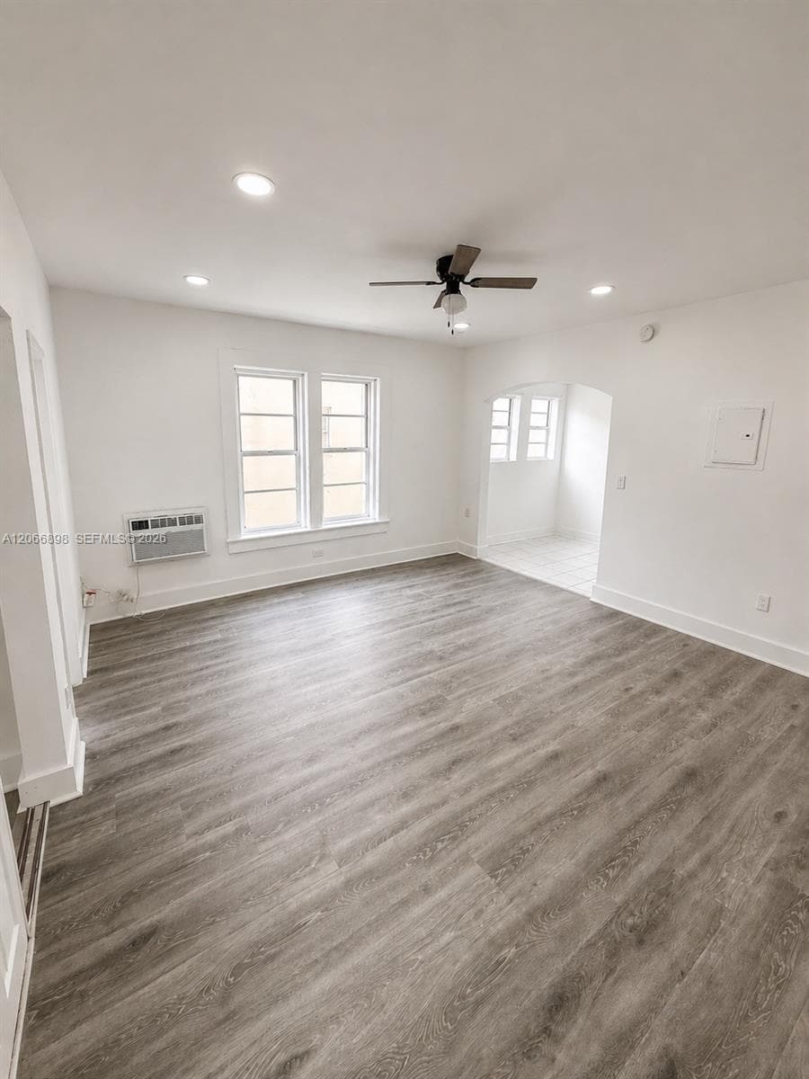 1319 Meridian Ave # 204, Miami Beach, FL 33139