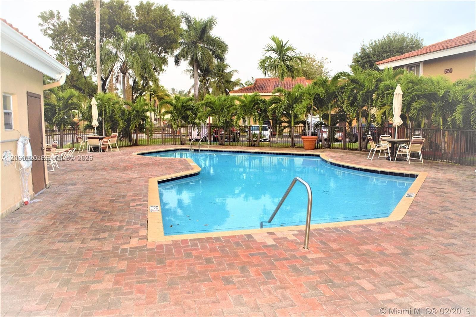 560 NW 82nd Pl # 305, Miami, FL 33126 photo 5