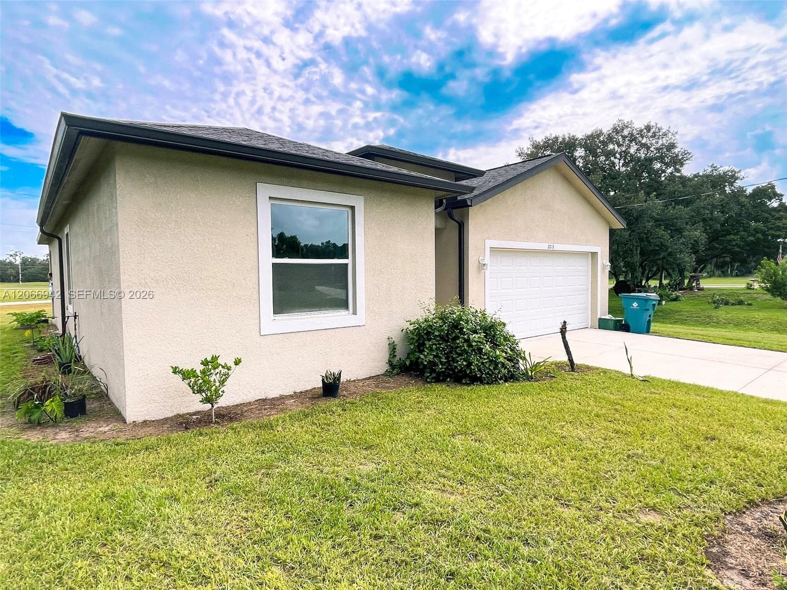 2013 Odessa Circle, La Belle, FL 33935 photo 3