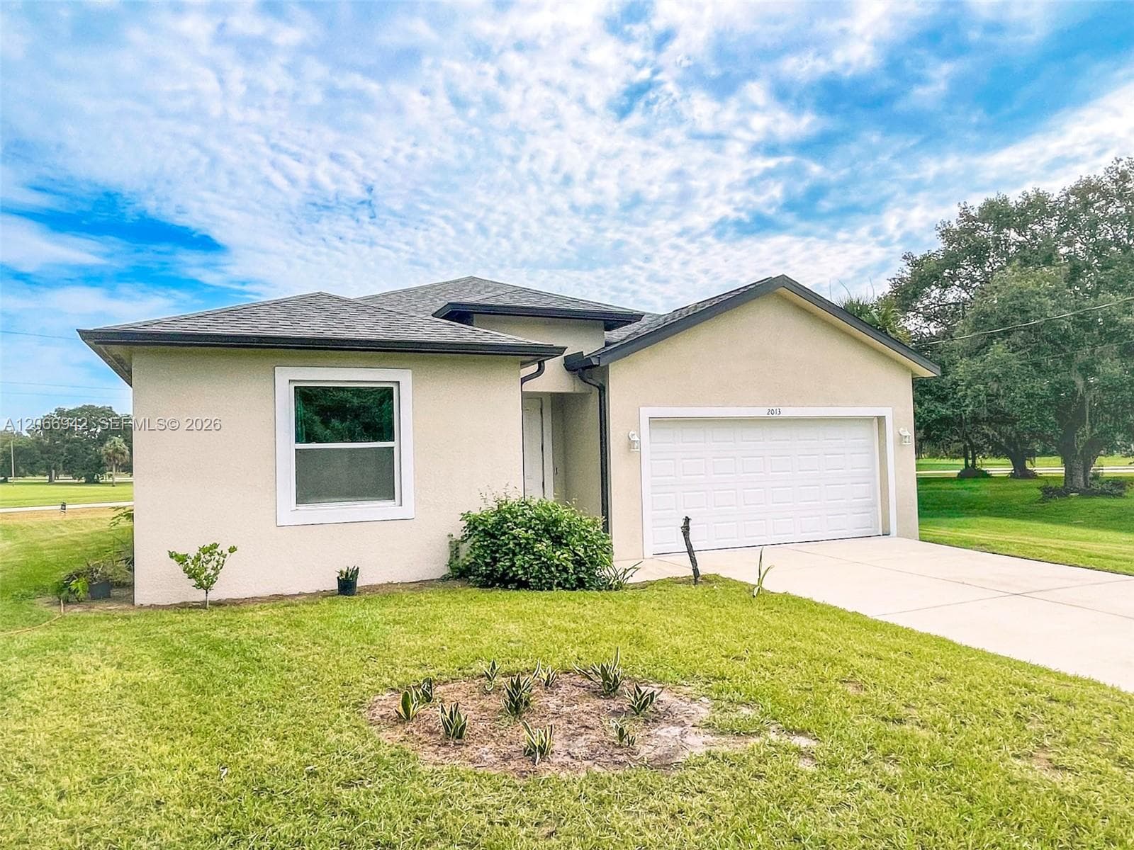 2013 Odessa Circle, La Belle, FL 33935 photo 4