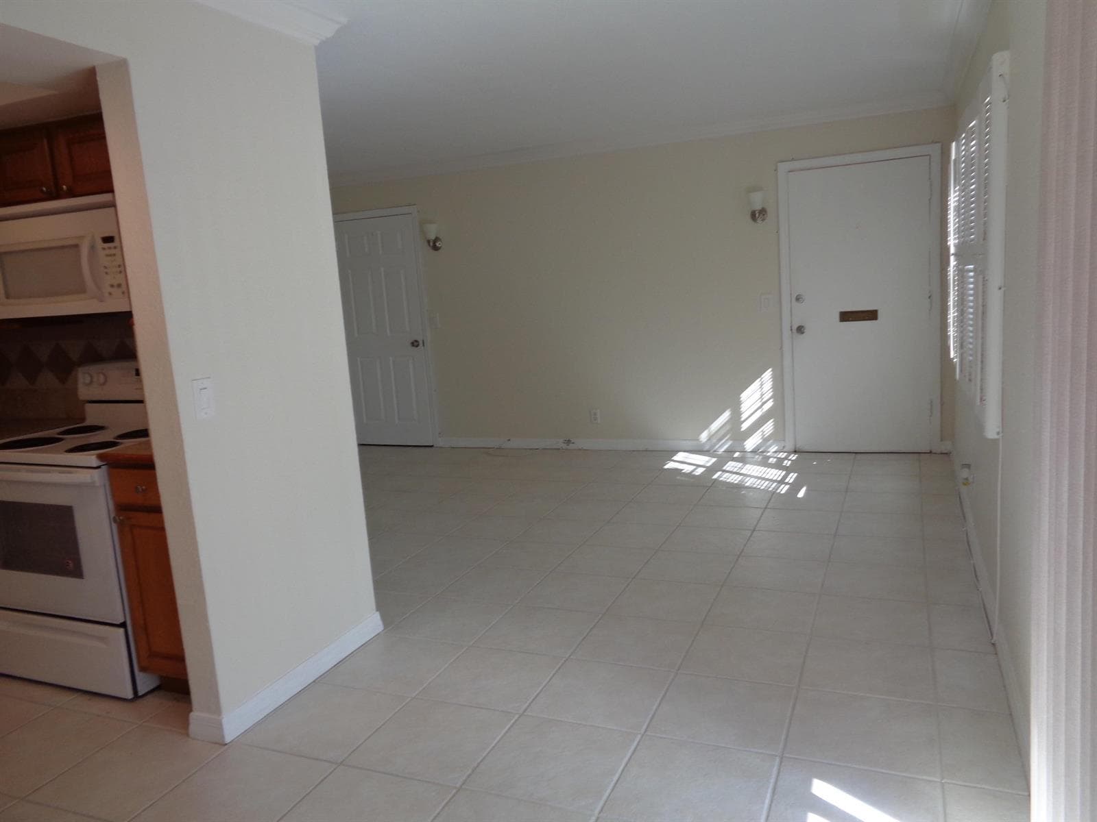 312 SOUTHWIND Drive # 104, North Palm Beach, FL 33408 photo 2