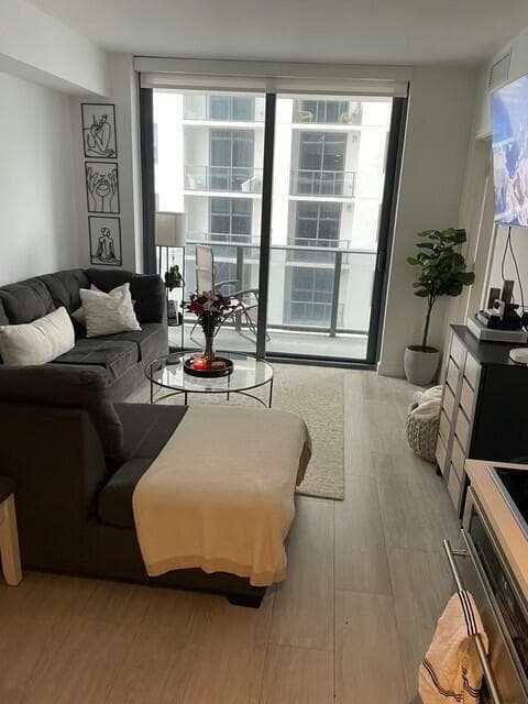 55 SW 9th Street # 3209, Miami, FL 33130 photo 5