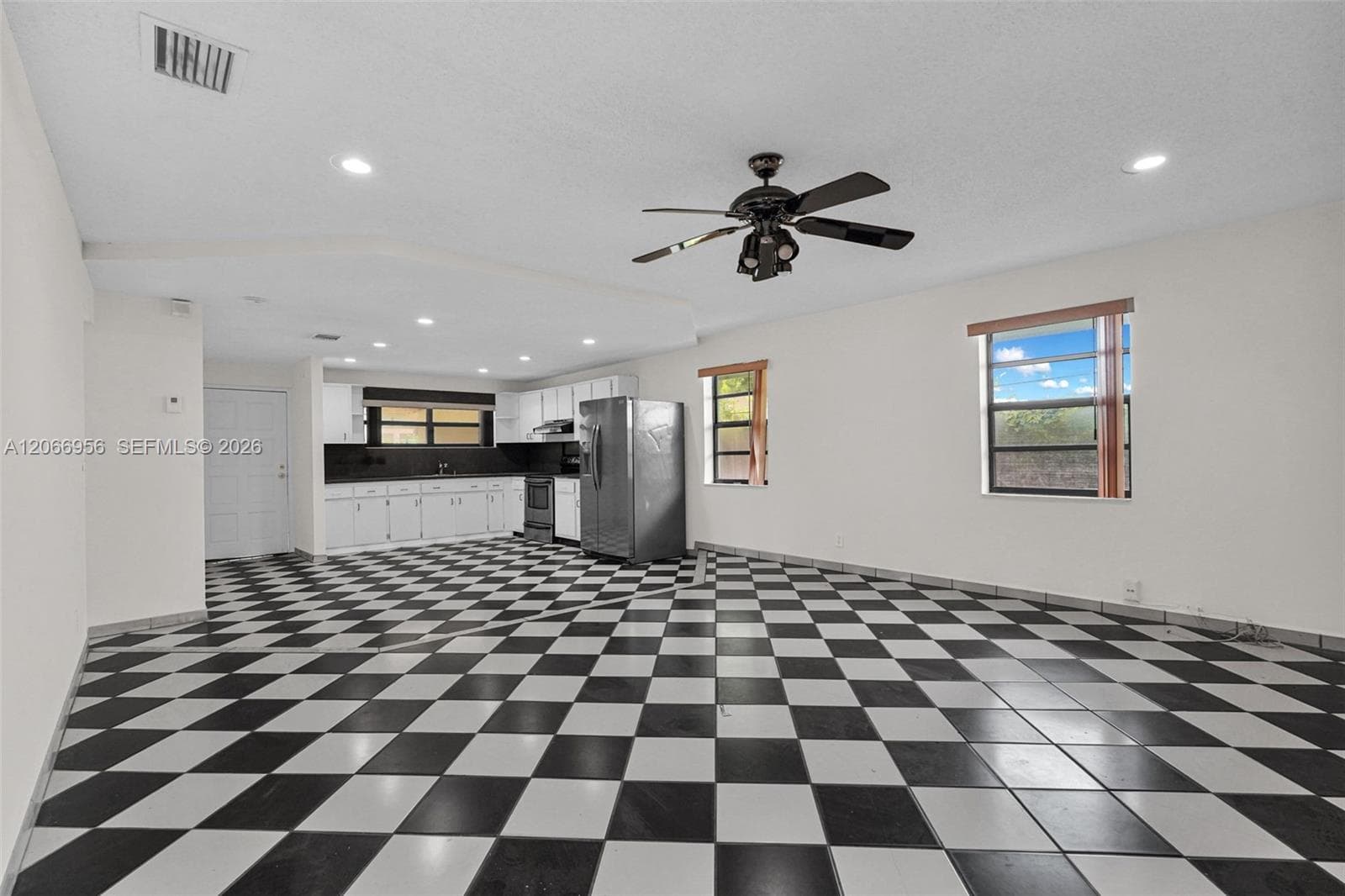 81 NW 41st St # 2, Miami, FL 33127 photo 2