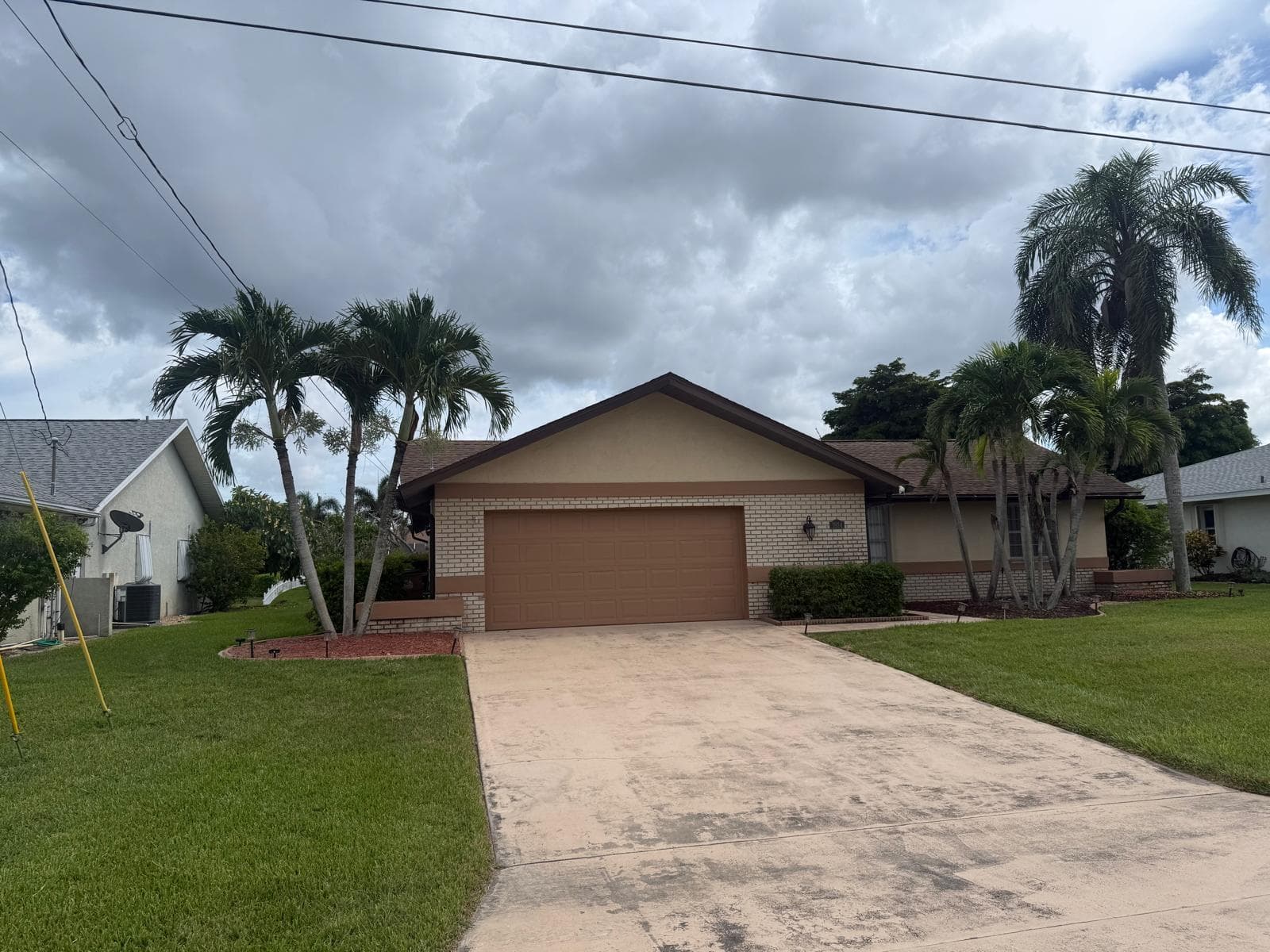 1824 SE 1ST Terrace, Cape Coral, FL 33990 photo 2