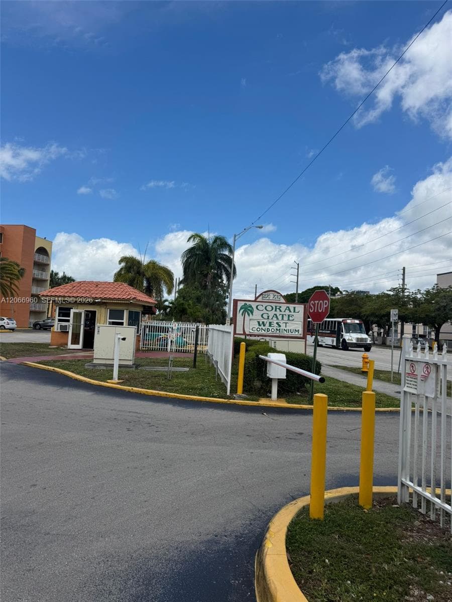 6970 NW 186th St # 3-212, Hialeah, FL 33015 photo 5