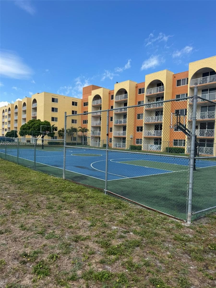 6970 NW 186th St # 3-212, Hialeah, FL 33015 photo 4