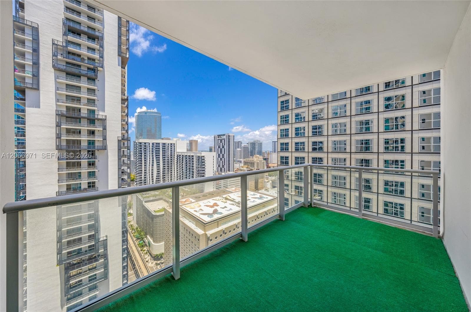 300 S Biscayne Blvd # T-2911, Miami, FL 33131 photo 5