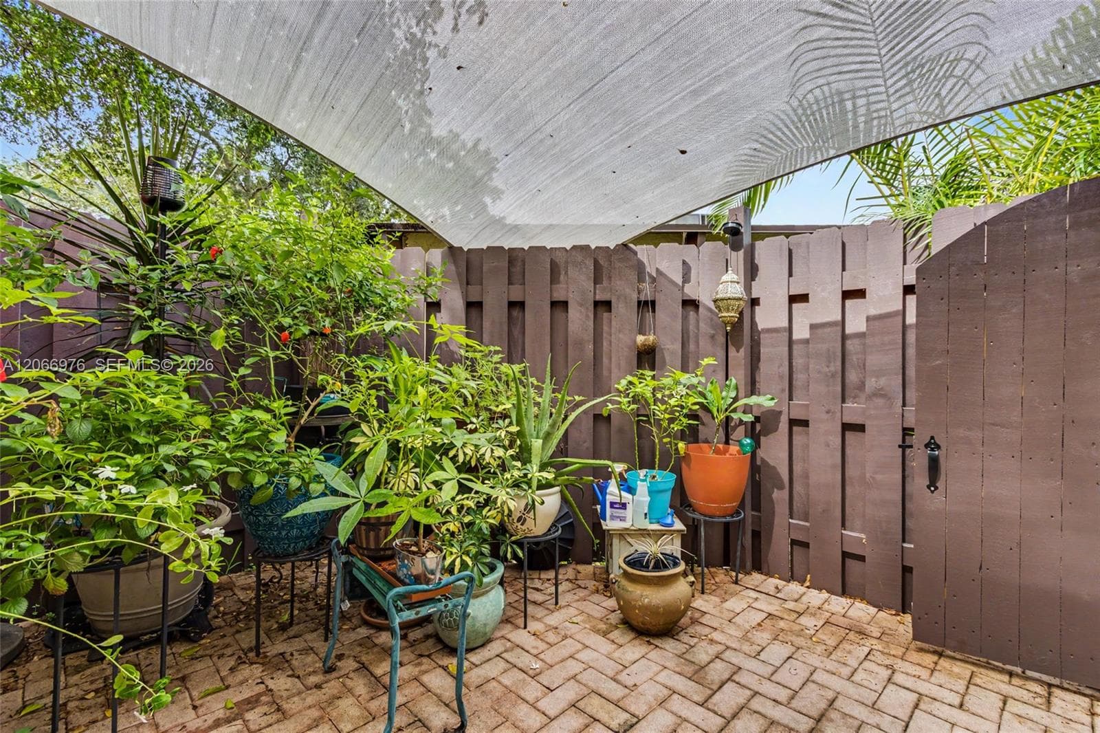 139 Essex Rd # 4-28, Hollywood, FL 33024 photo 3