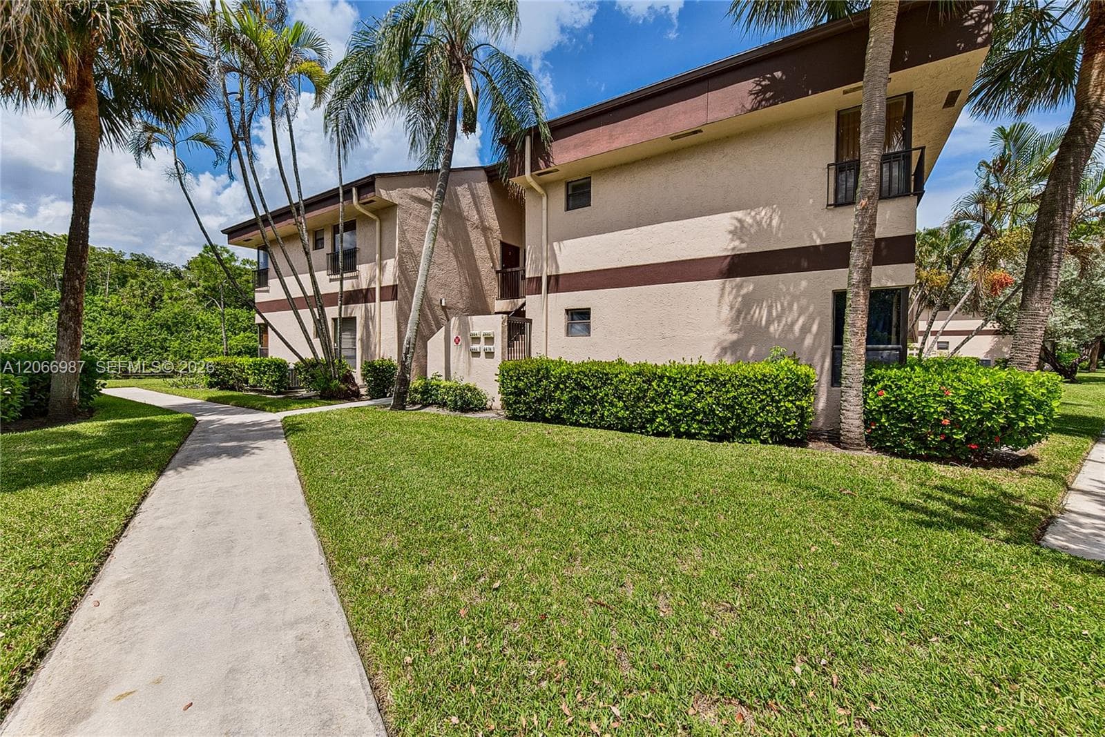 2683 N Carambola Cir N # 1767, Coconut Creek, FL 33066 photo 4