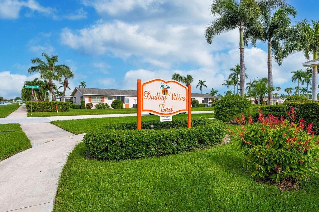2523 DUDLEY Drive W # B, West Palm Beach, FL 33415