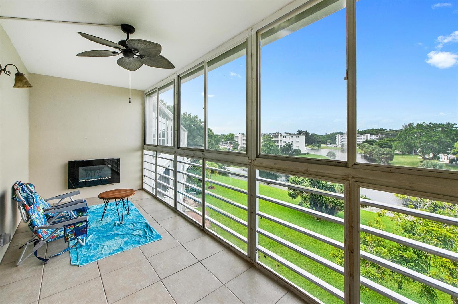 4087 Newport S, Deerfield Beach, FL 33442 photo 2