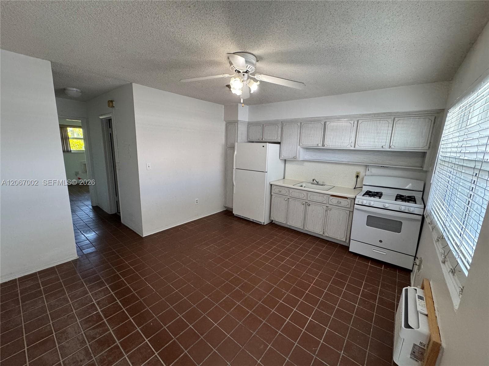 524 Washington Ave # 311, Miami Beach, FL 33139 photo 2
