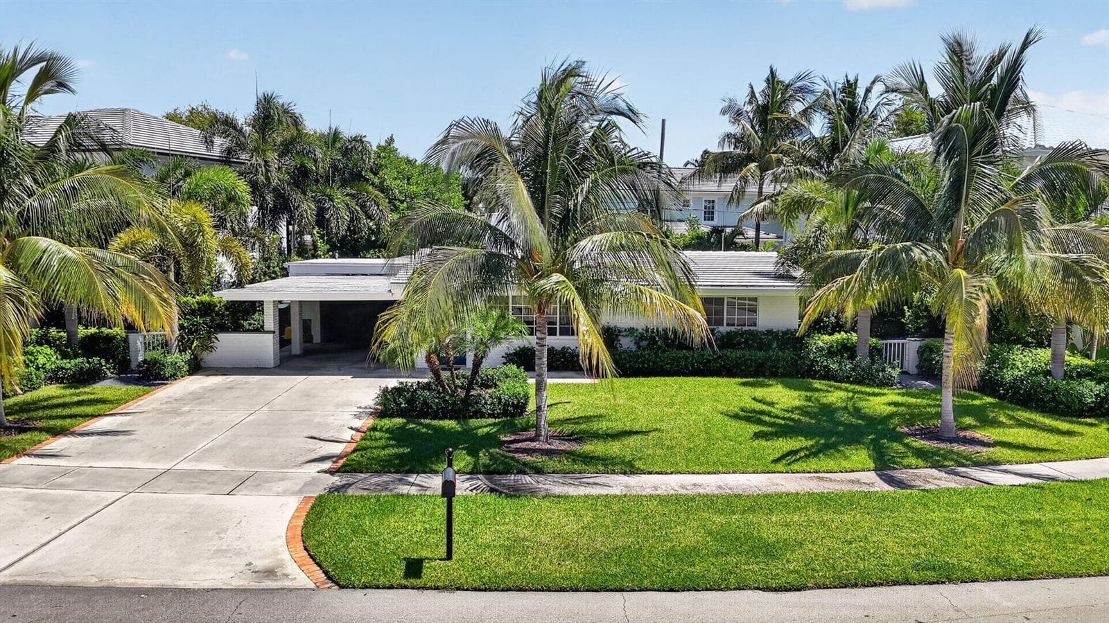 335 NE 7th Street, Boca Raton, FL 33432 photo 2