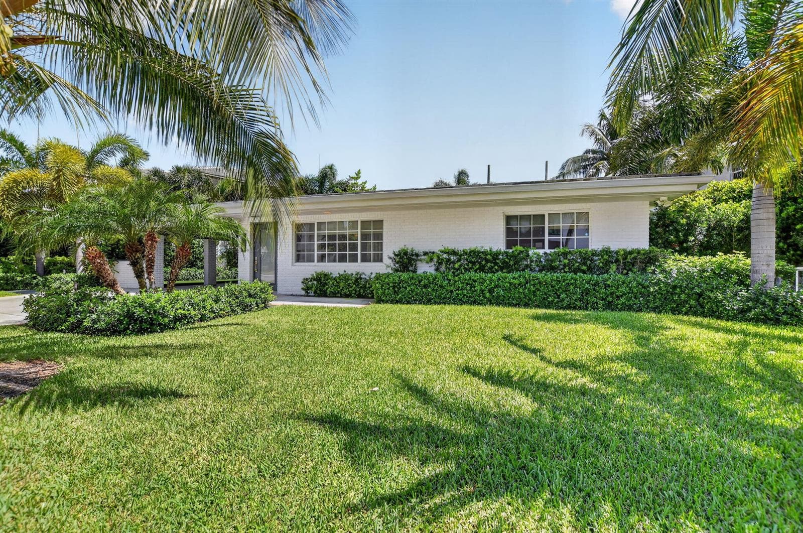335 NE 7th Street, Boca Raton, FL 33432 photo 3
