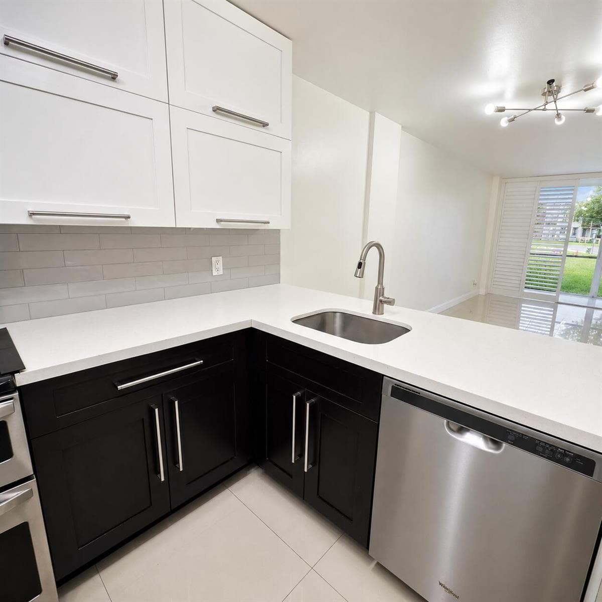 117 ROYAL PARK Drive # 1H, Oakland Park, FL 33309 photo 2