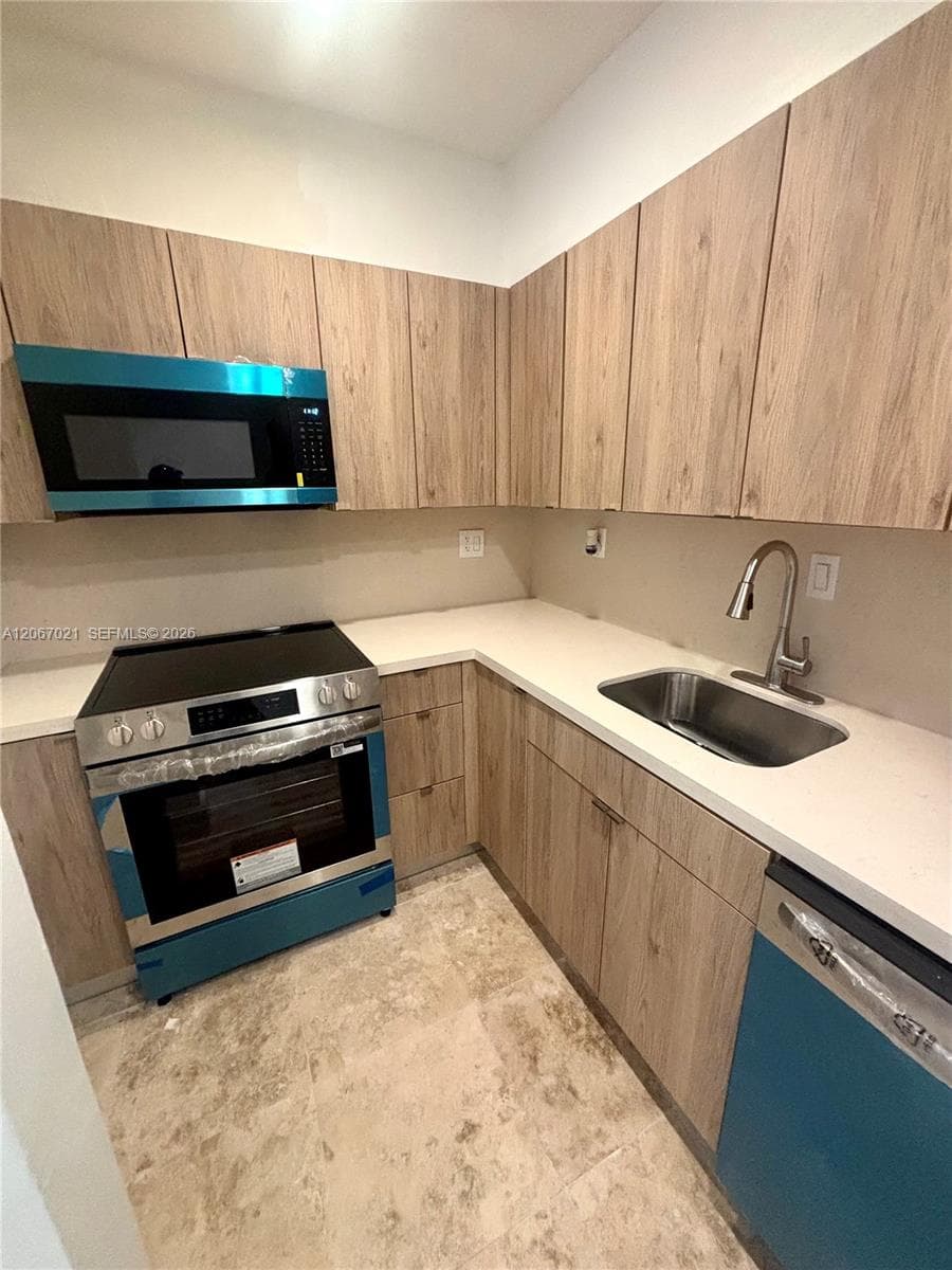 2666 Tigertail Ave # 114, Miami, FL 33133 photo 3