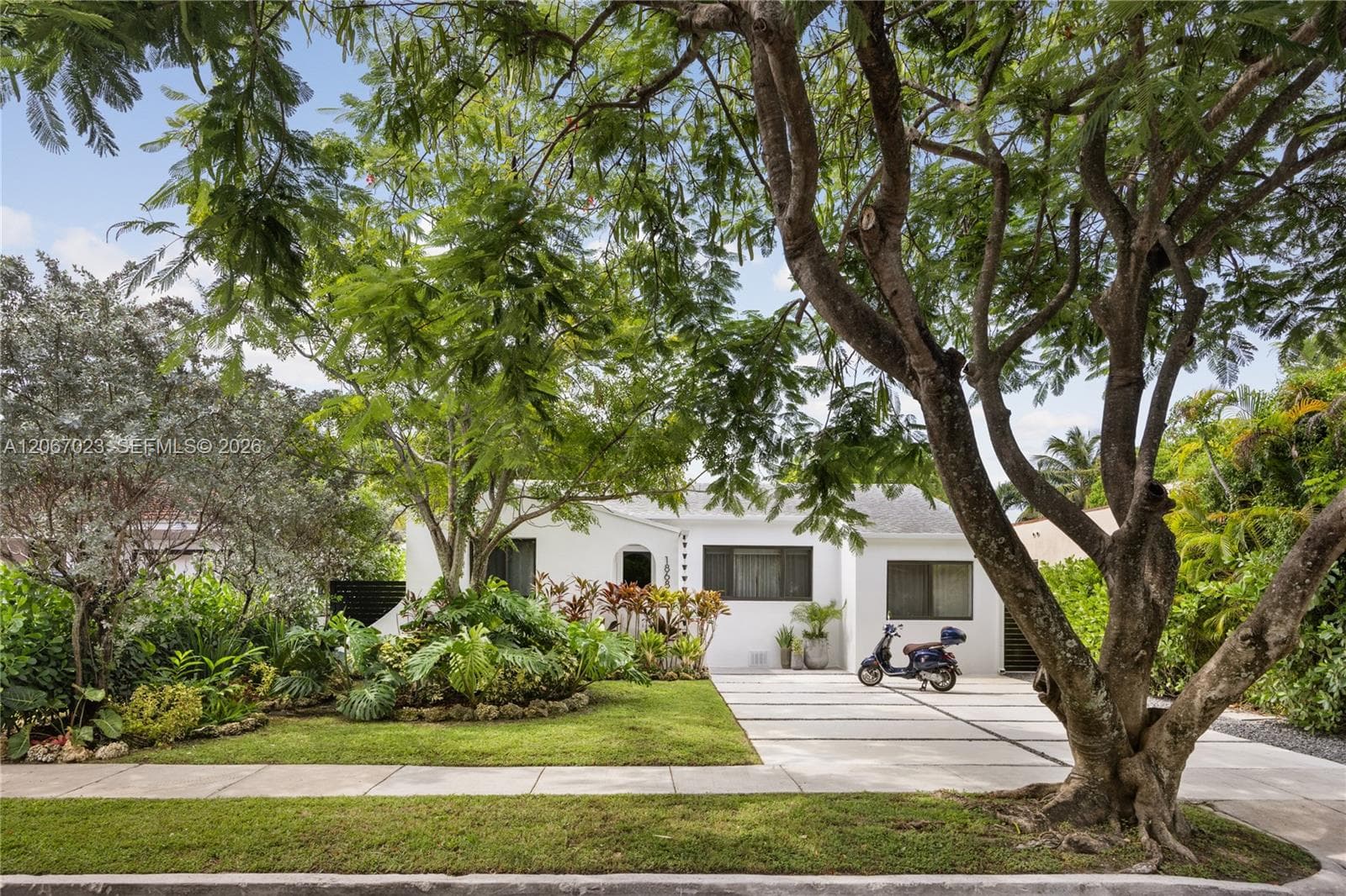 1868 SW 13th St, Miami, FL 33145