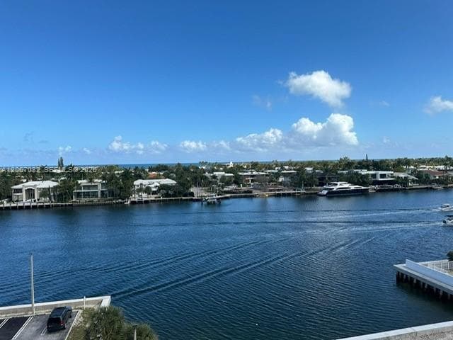 20515 E Country Club Dr # 747, Aventura, FL 33180 photo 2